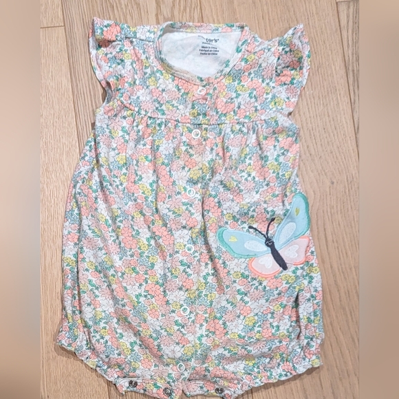 2/$10 💚 Bubble Rompers - Picture 3 of 3